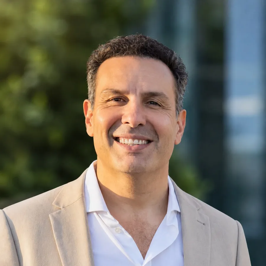 Daniel Avital, psychotherapist